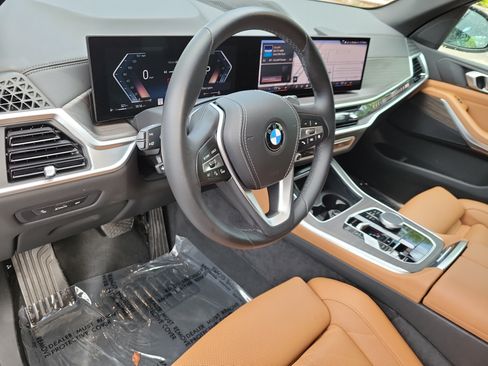 Used 2024 BMW X5 sDrive40i w/ Parking Assistance Package RWD image 13