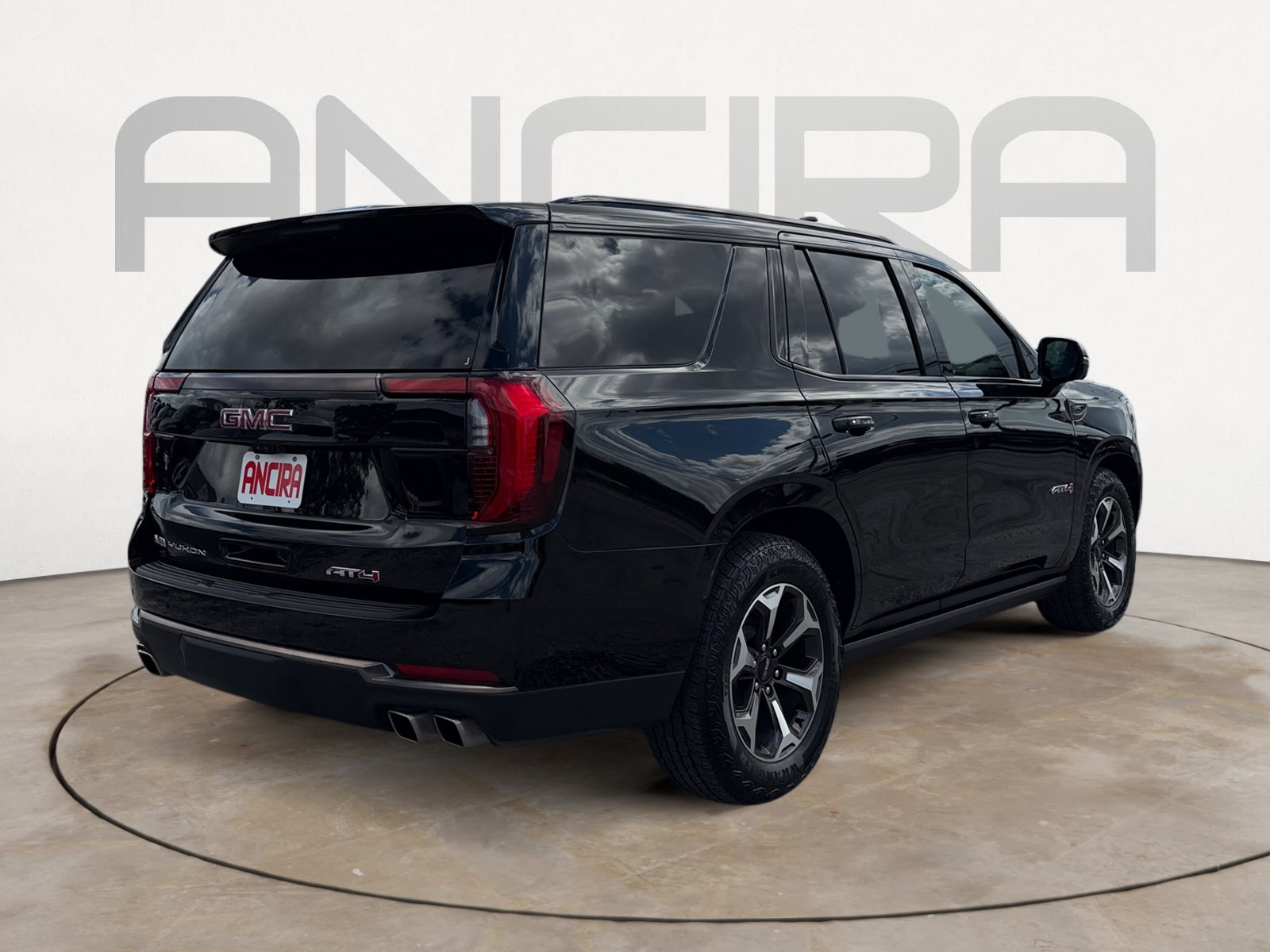 Used 2025 GMC Yukon AT4 Ultimate AWD/4WD image 9