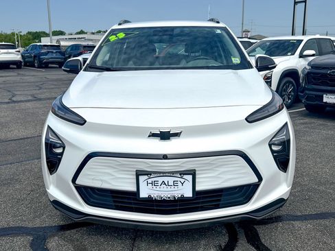 Certified 2023 Chevrolet Bolt EUV Premier FWD image 2