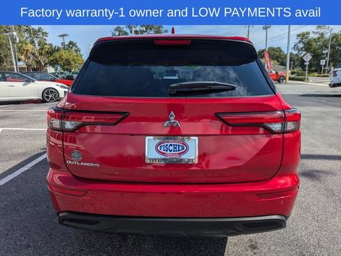 Used 2024 Mitsubishi Outlander ES FWD image 5