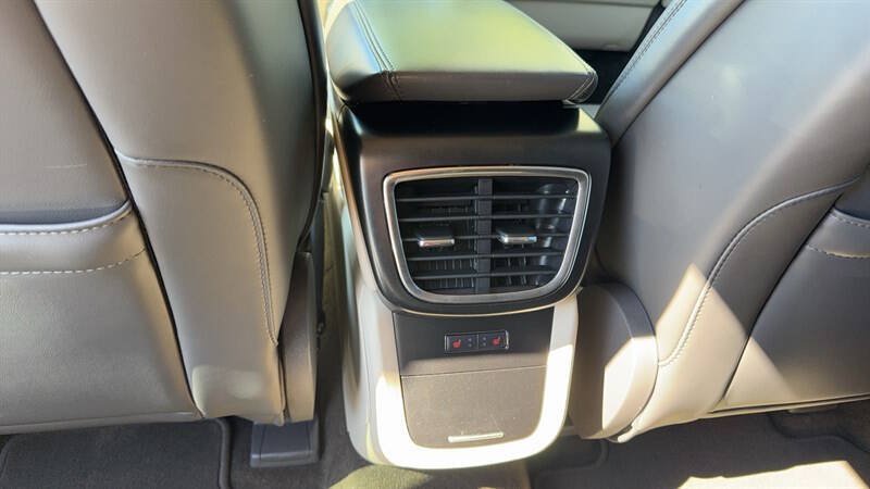 Used 2020 Lincoln Nautilus Reserve AWD/4WD image 14