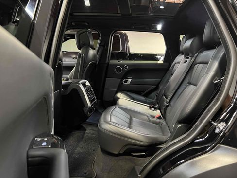 Used 2019 Land Rover Range Rover Sport HSE AWD/4WD image 70