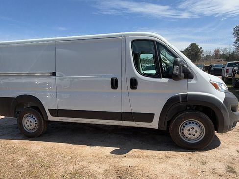 New 2026 RAM ProMaster 2500 w/ Convenience Group image 7