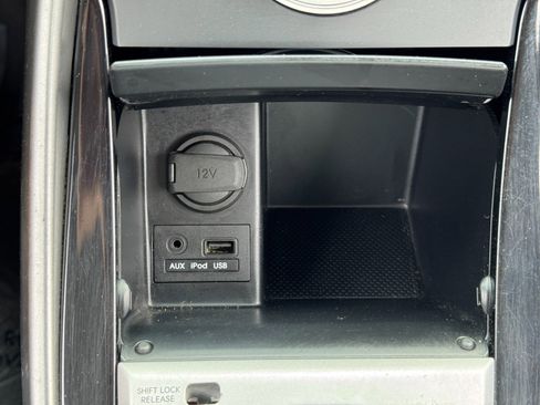 Used 2011 Hyundai Elantra GLS image 23