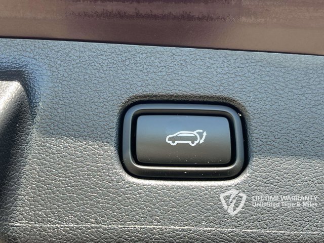 Used 2024 Hyundai Palisade SEL FWD image 27