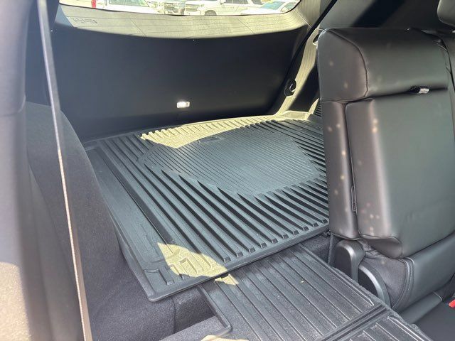 Used 2023 Cadillac XT5 Luxury w/ LPO, Floor Liner Package FWD image 55