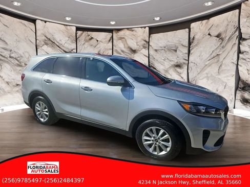 Used 2019 Kia Sorento AWD image 1