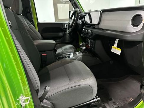New 2025 Jeep Gladiator Willys image 6