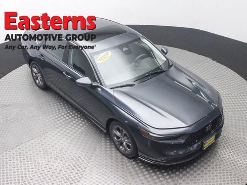 Used 2024 Honda Accord EX image 3