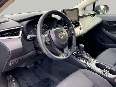 Used 2024 Toyota Corolla LE FWD image 17