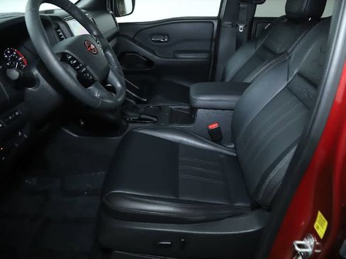 Used 2022 Nissan Frontier PRO-4X w/ Pro-4X Premium Package image 17