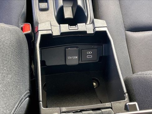 Used 2025 Toyota Corolla LE FWD image 38