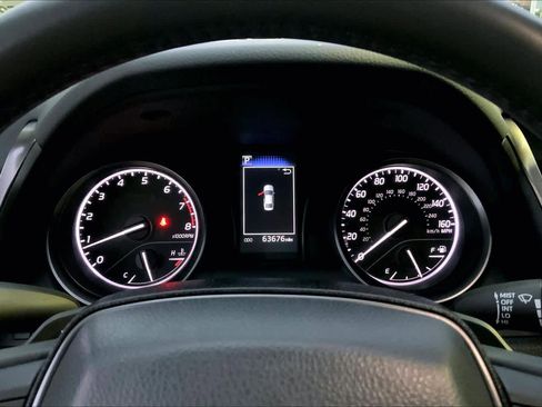 Used 2023 Toyota Camry SE image 25