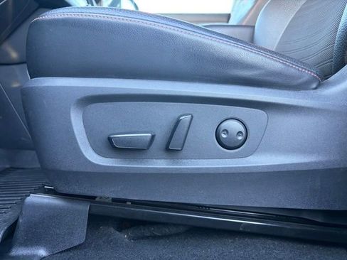 Used 2024 Nissan Pathfinder Rock Creek image 31