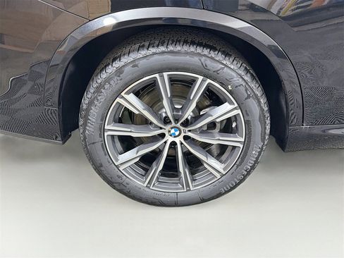 New 2026 BMW X5 xDrive40i w/ M Sport Package image 36