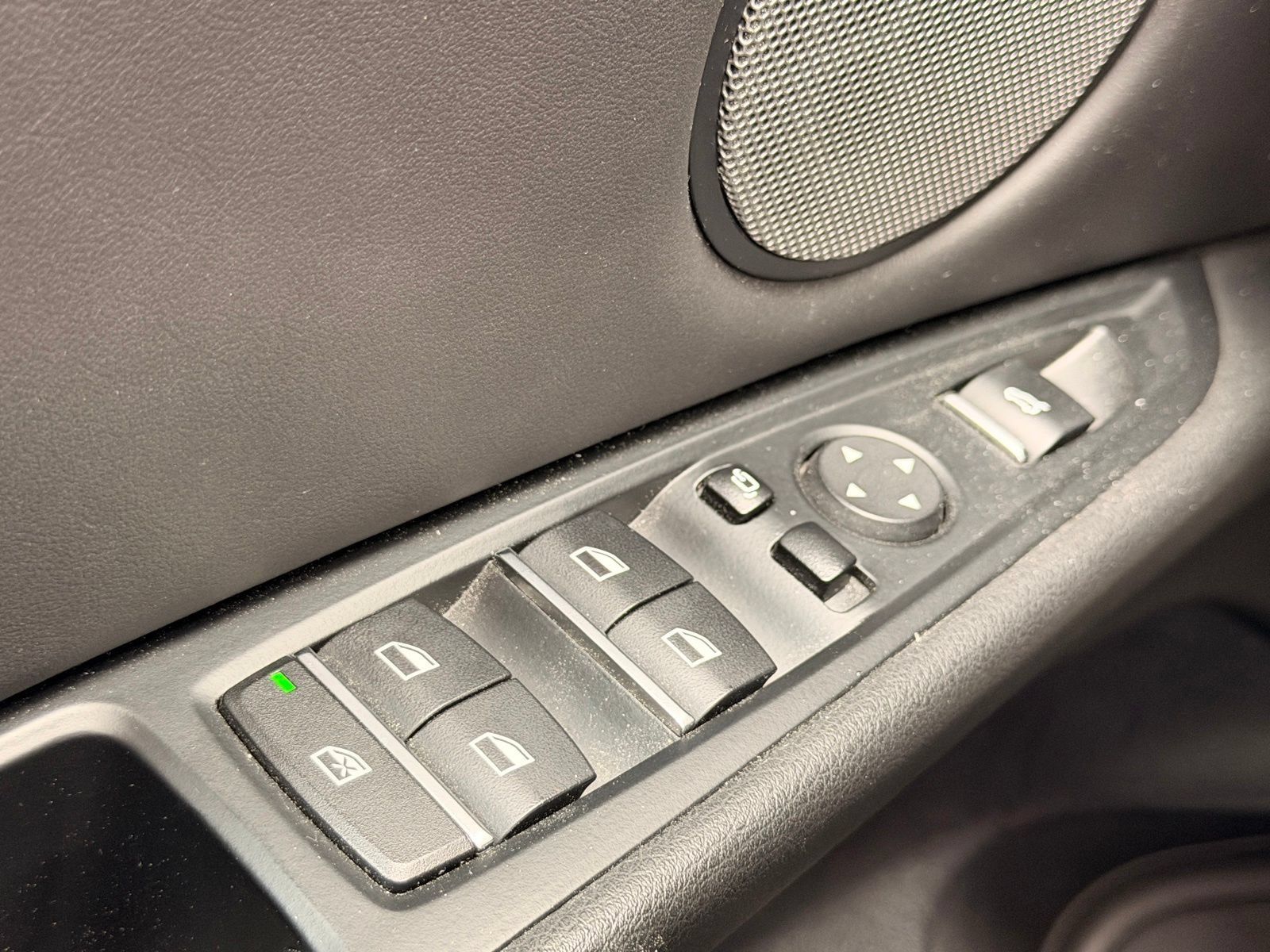 Used 2018 BMW X5 M AWD/4WD image 22