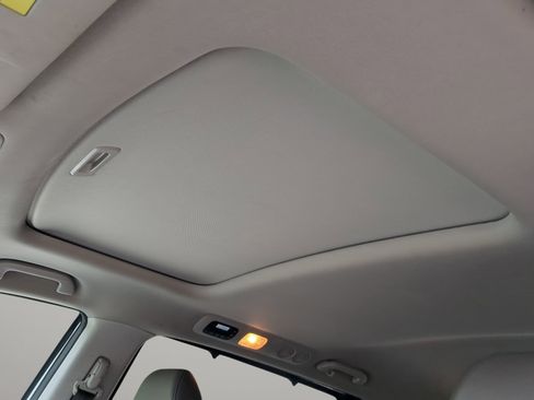 Used 2016 Honda Odyssey EX-L image 50