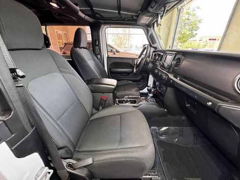 Used 2018 Jeep Wrangler Sport AWD/4WD image 44