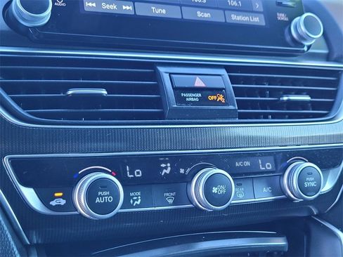 Used 2021 Honda Accord Sport image 18