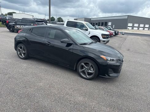 Used 2020 Hyundai Veloster 2.0 FWD image 21