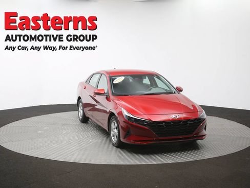 Used 2023 Hyundai Elantra SE w/ Cargo Package FWD image 50