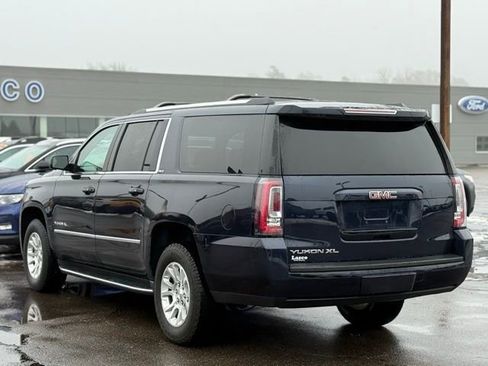 Used 2019 GMC Yukon XL SLT w/ Open Road Package image 43