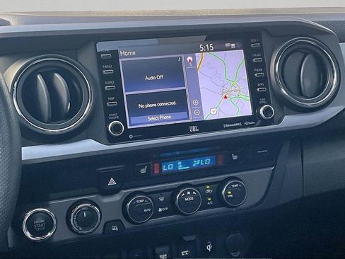 Used 2020 Toyota Tacoma TRD Off-Road w/ TRD Premium Off Road Package AWD/4WD image 9