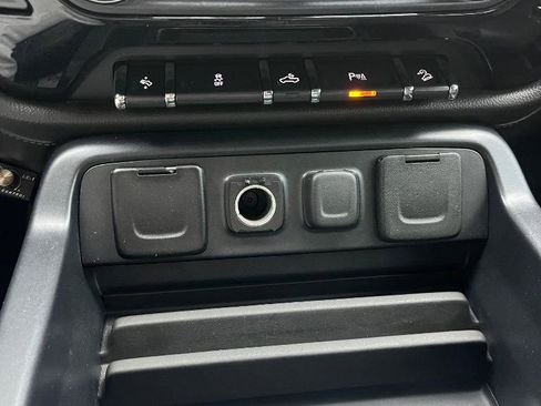 Used 2017 Chevrolet Silverado 1500 LTZ Z71 w/ LTZ Plus Package image 20