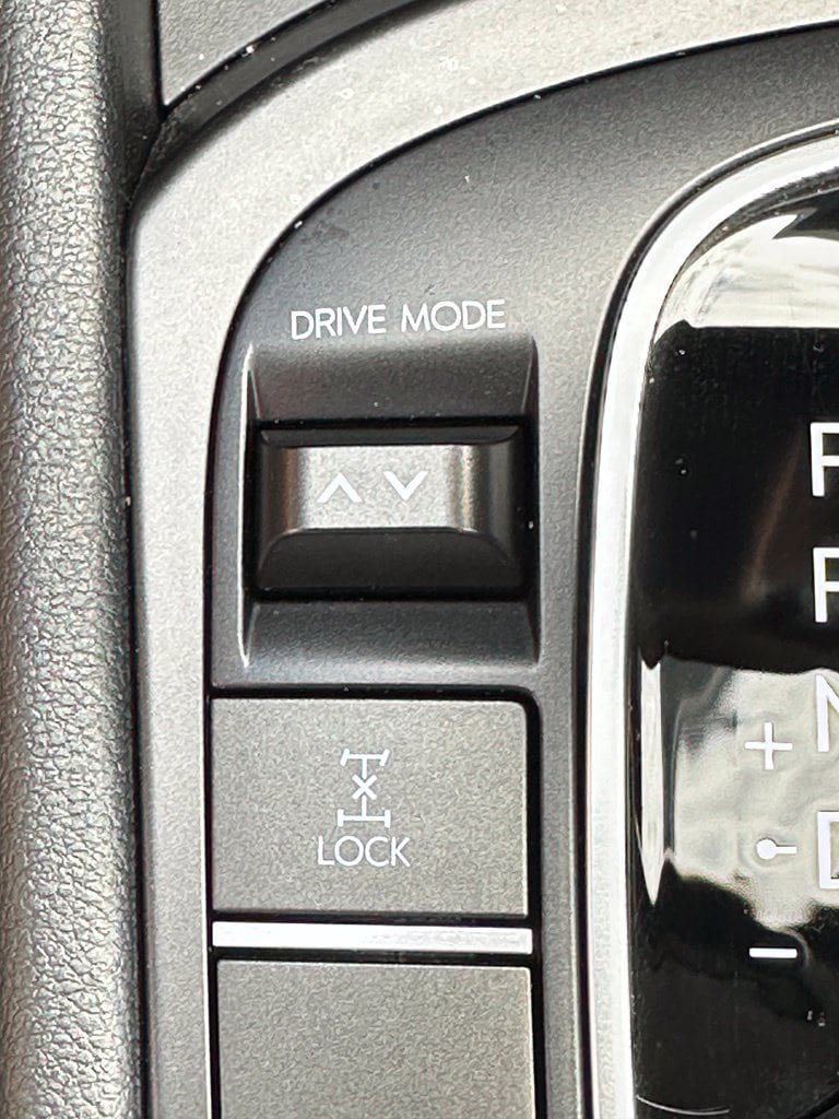 Used 2024 Hyundai Kona SEL AWD/4WD image 19