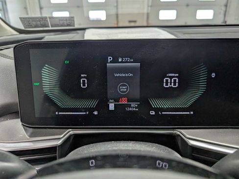 Certified 2025 Kia Sorento EX AWD/4WD image 24