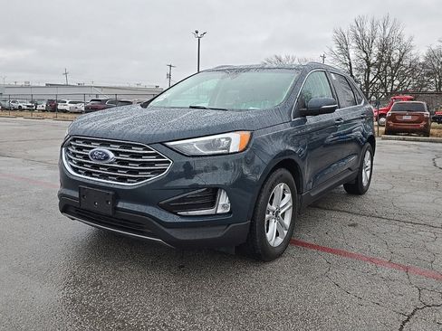 Used 2019 Ford Edge SEL image 3