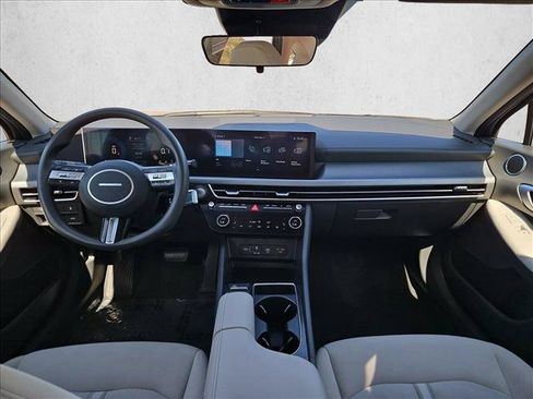 Used 2024 Hyundai Sonata SEL FWD image 15