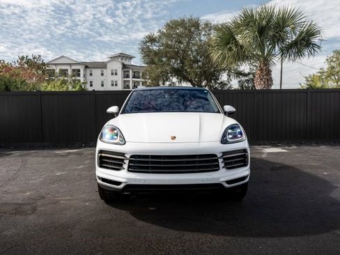 Used 2020 Porsche Cayenne image 9