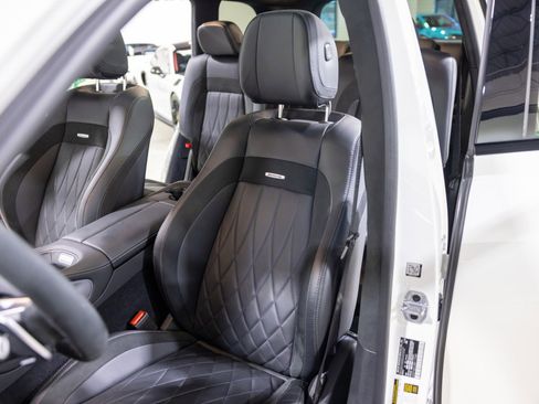 Used 2024 Mercedes-Benz GLS 63 AMG 4MATIC image 38