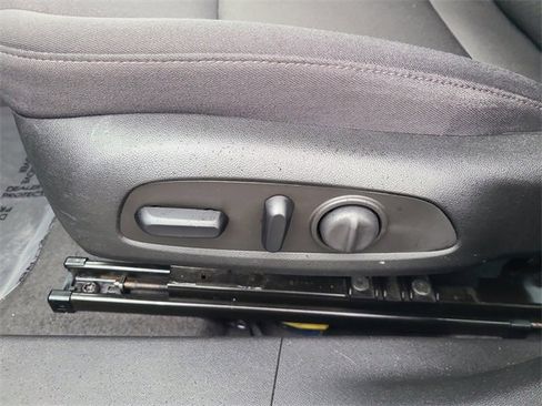 Used 2023 Chevrolet Malibu LT image 25