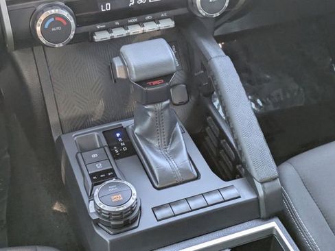 Used 2025 Toyota Tacoma TRD Sport image 13