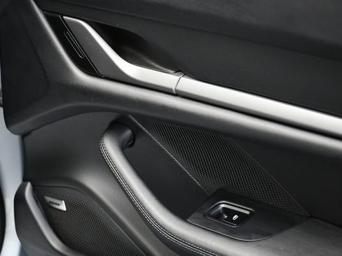 Certified 2025 Porsche Taycan AWD/4WD image 49