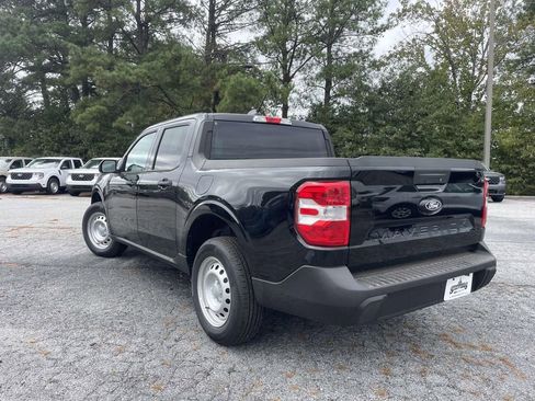 New 2025 Ford Maverick XL image 25