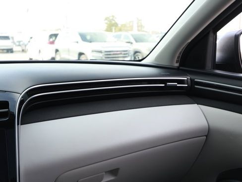 Used 2024 Hyundai Tucson Limited image 28