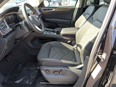 New 2026 Volkswagen Atlas SE image 14