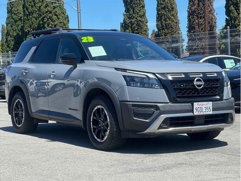 Used 2023 Nissan Pathfinder Rock Creek AWD/4WD image 3
