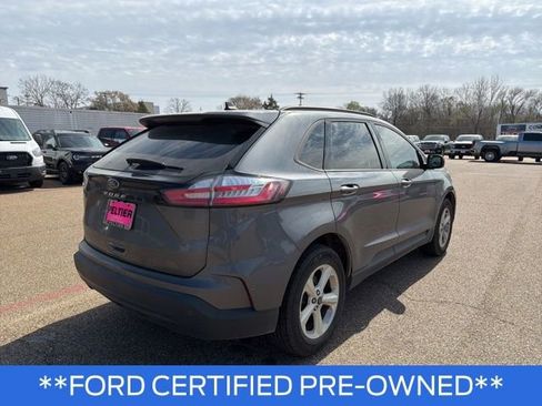 Certified 2021 Ford Edge SE image 12