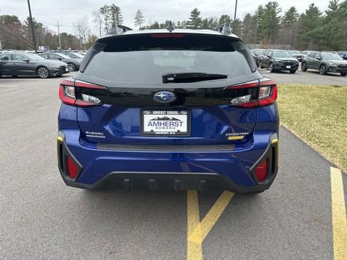 Used 2025 Subaru Crosstrek 2.5i Sport AWD/4WD image 6