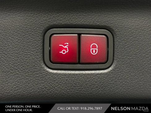 Used 2023 Mercedes-Benz S 580e 4MATIC Sedan image 40
