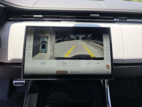 Used 2025 Land Rover Range Rover Sport Autobiography AWD/4WD image 20