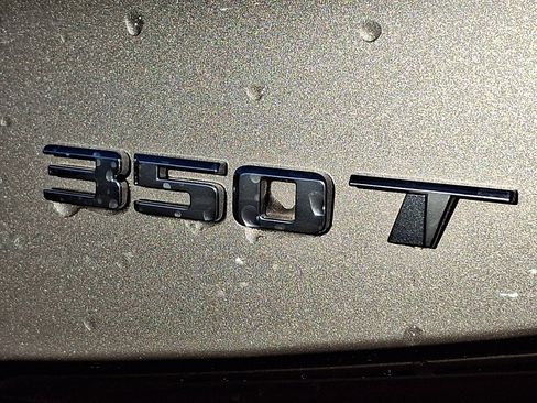 Certified 2023 Cadillac XT4 Luxury w/ Cold Weather Package image 39