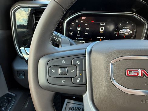 New 2026 GMC Sierra 1500 SLT w/ SLT Premium Package AWD/4WD image 28