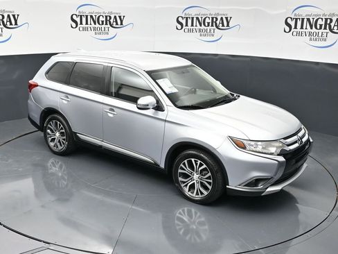 Used 2017 Mitsubishi Outlander ES FWD image 21