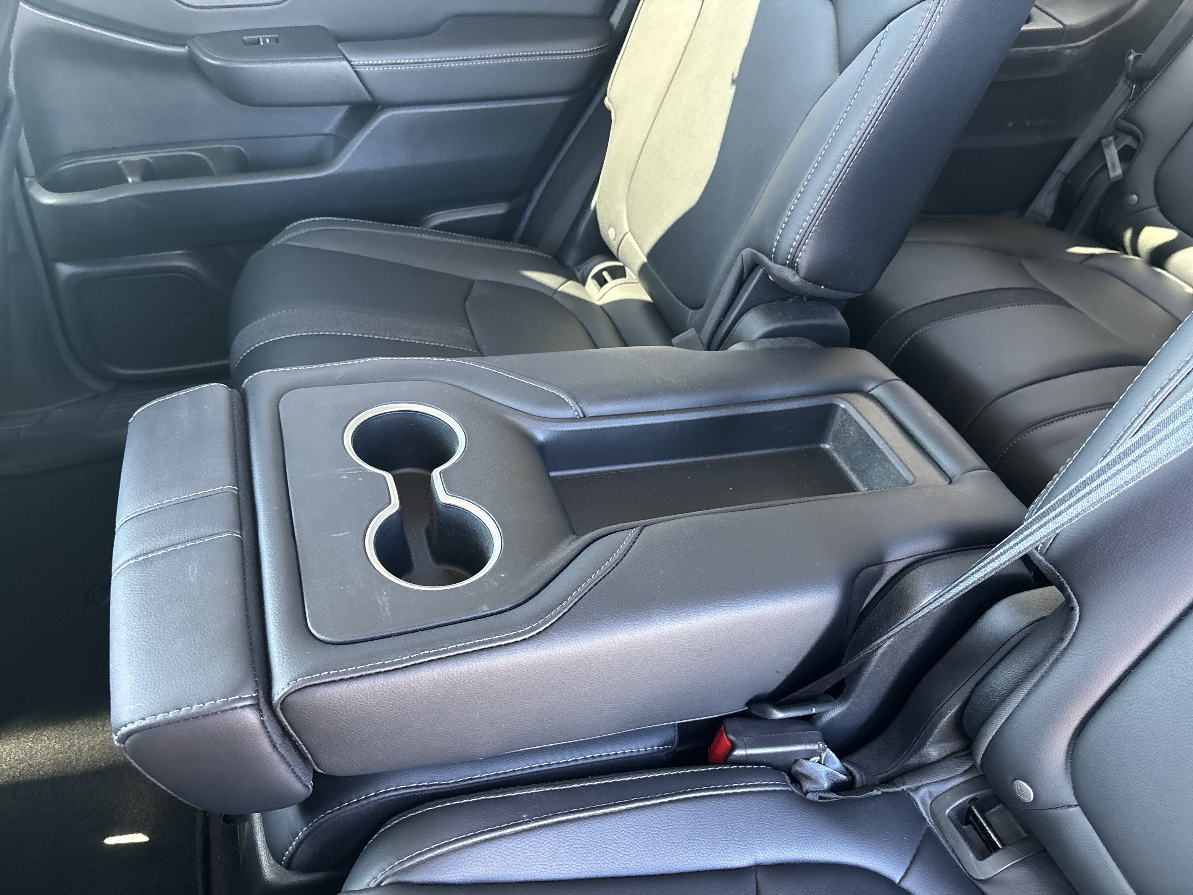 Used 2025 Honda Pilot EX-L image 25
