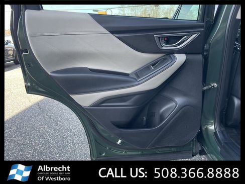 Used 2023 Subaru Forester Limited AWD/4WD image 14